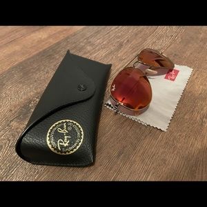 Ray Ban Aviators in Red/bronze